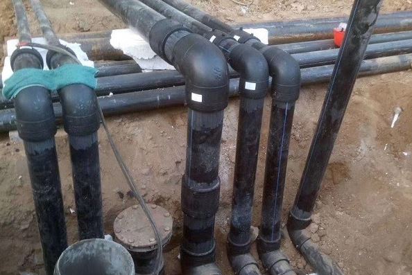 Jak tavné techniky ovlivňují těsnost tvarovek z HDPE?